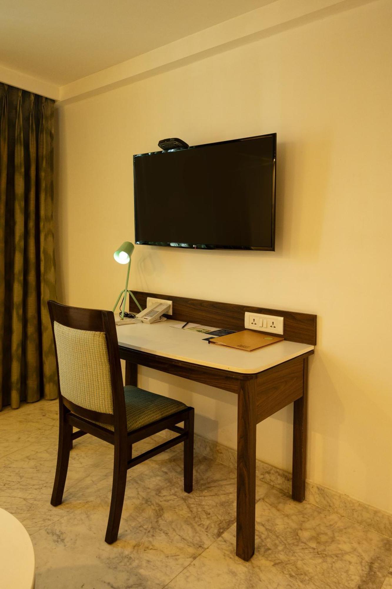 แฟร์ฟิลด์ บาย แมริออท ปูเน่ ขราทิ Hotel ภายนอก รูปภาพ