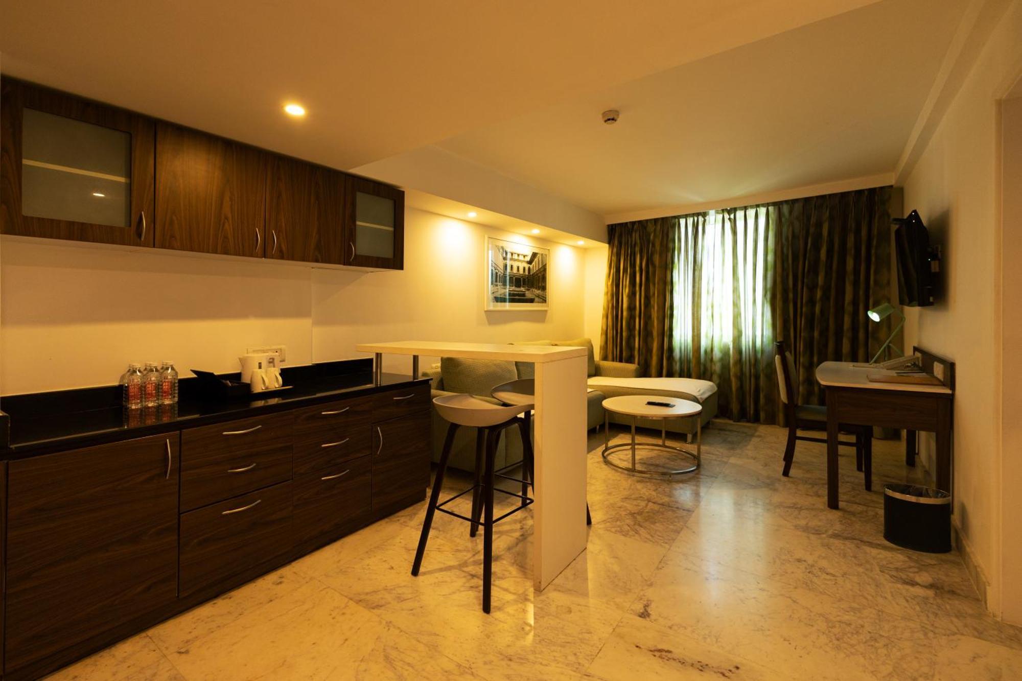 แฟร์ฟิลด์ บาย แมริออท ปูเน่ ขราทิ Hotel ภายนอก รูปภาพ
