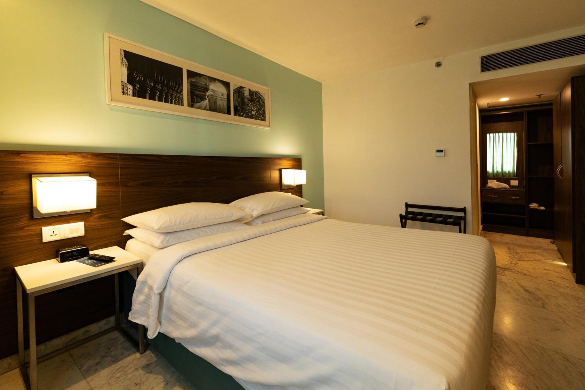 แฟร์ฟิลด์ บาย แมริออท ปูเน่ ขราทิ Hotel ภายนอก รูปภาพ