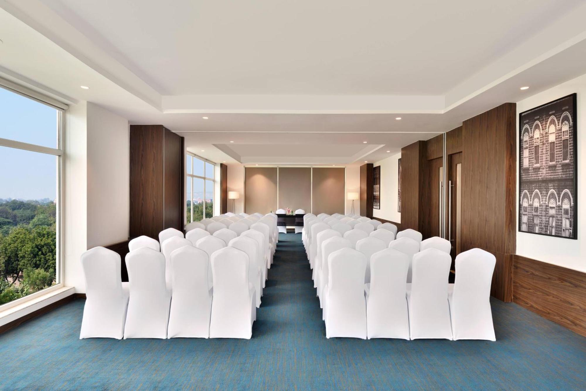 แฟร์ฟิลด์ บาย แมริออท ปูเน่ ขราทิ Hotel ภายนอก รูปภาพ